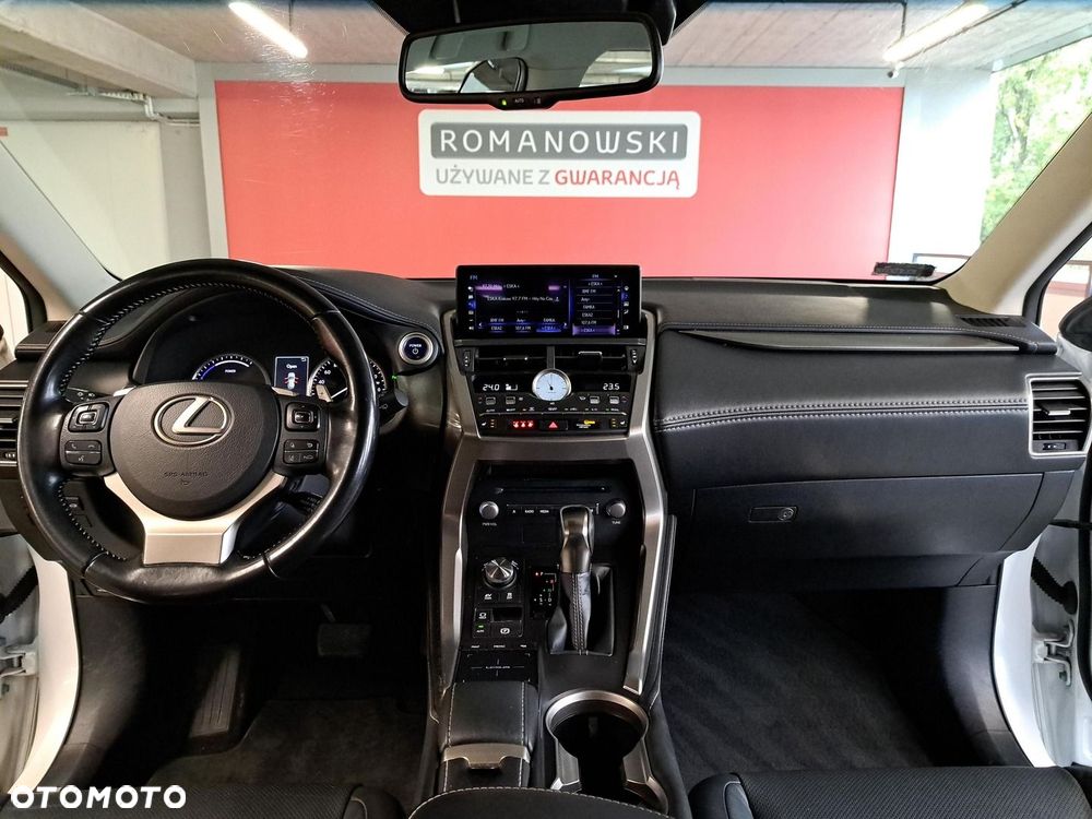 Lexus NX 300h Comfort AWD - 17