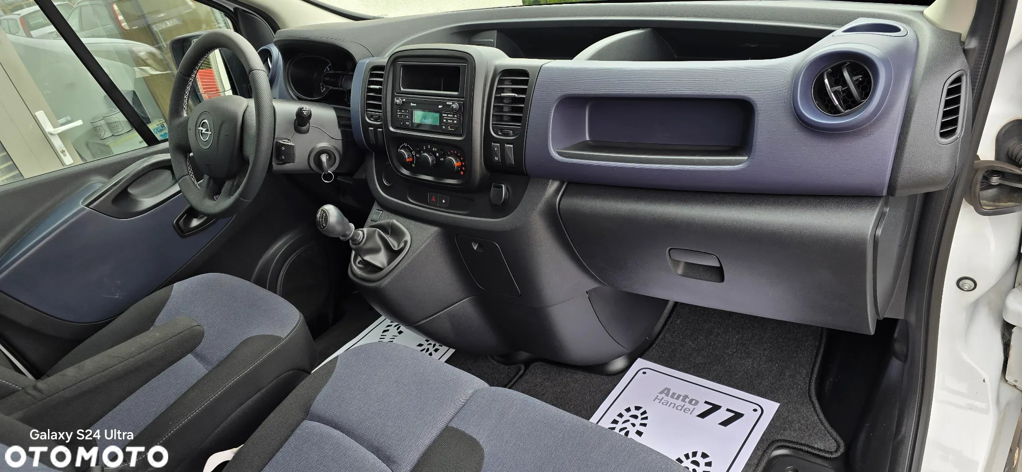 Opel Vivaro - 20