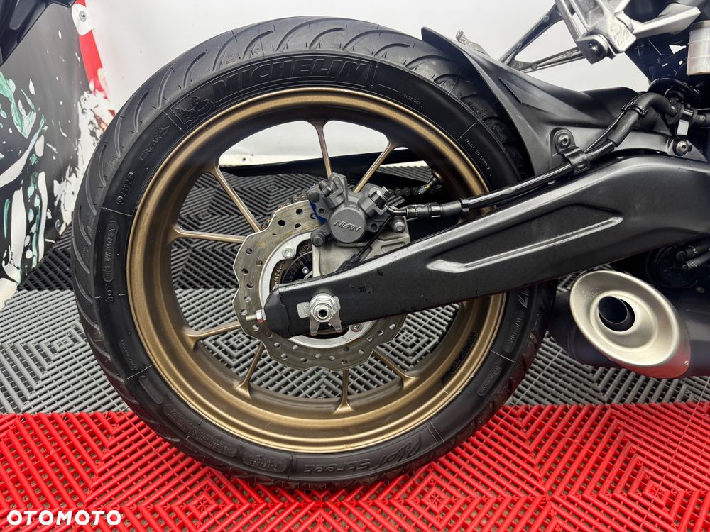 Honda CB - 26