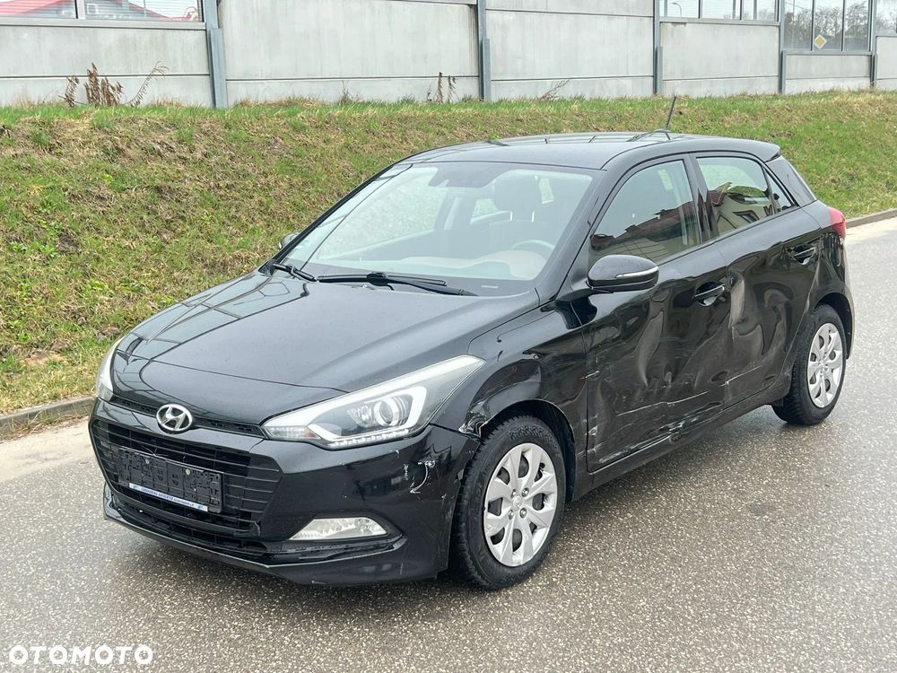 Hyundai i20 - 15