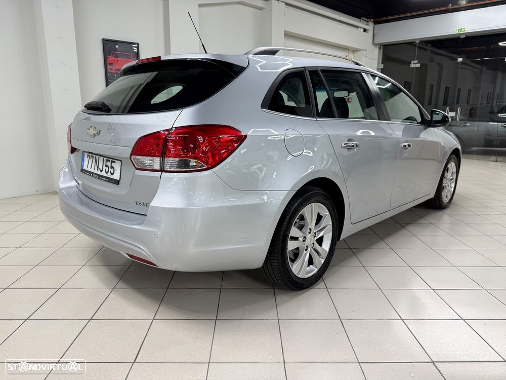 Chevrolet Cruze SW 1.7 VCDi LTZ - 6