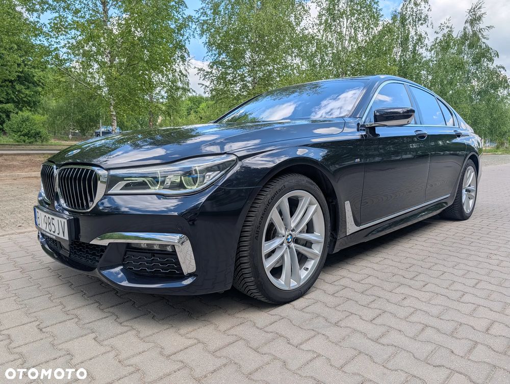 BMW Seria 7 740i - 2