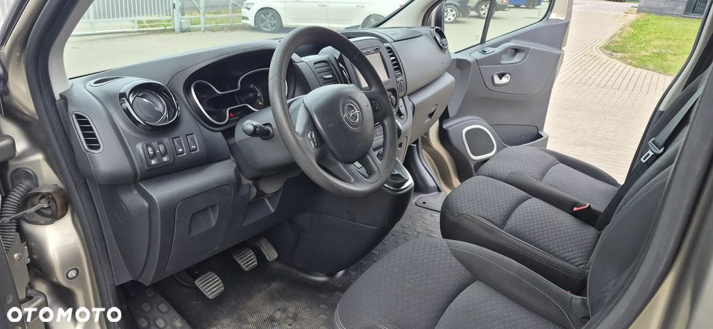 Opel Vivaro L2H1 2,9t Edition - 11
