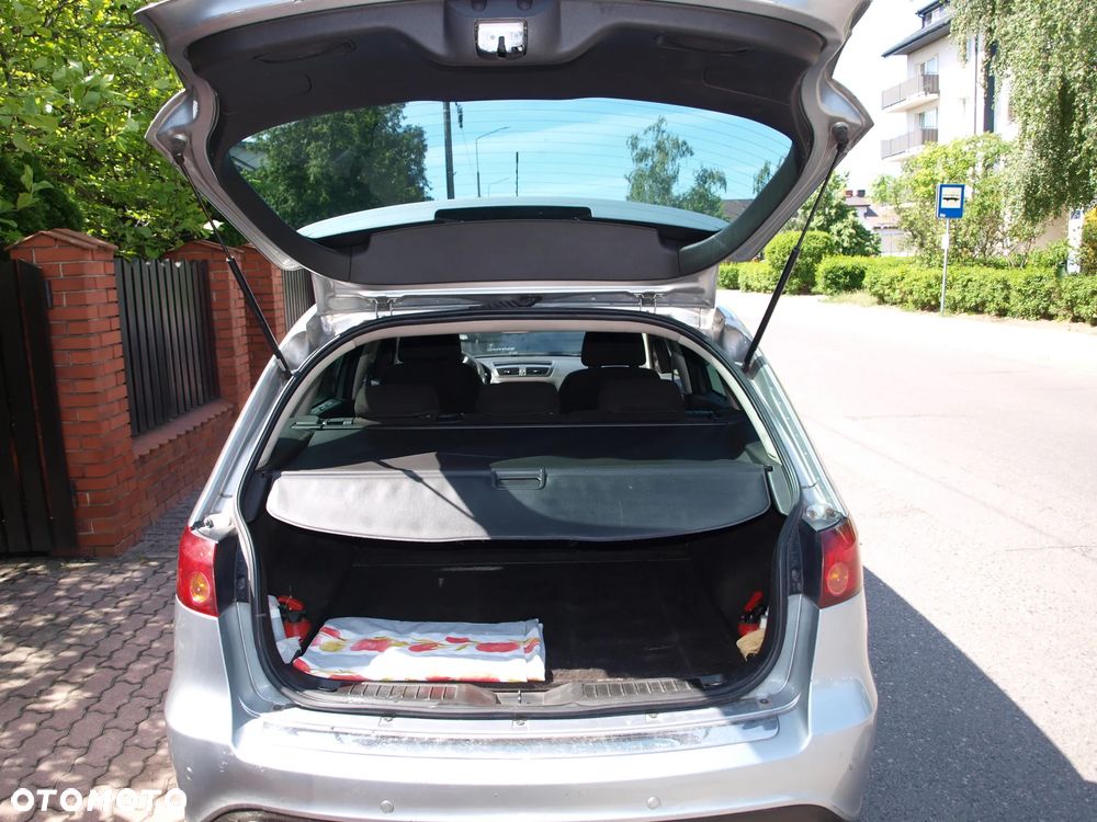 Fiat Croma 1.9 JTD Dynamic - 4