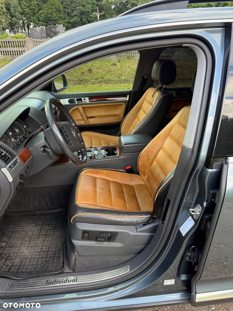 Volkswagen Touareg - 9