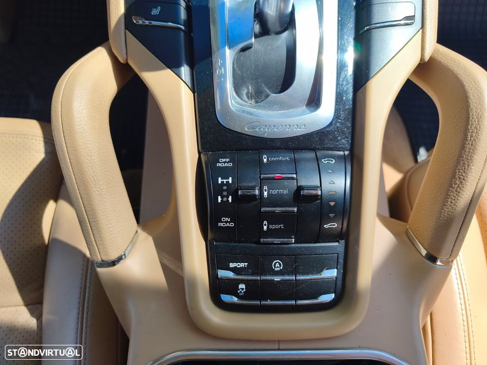 Porsche Cayenne Platinum Edition - 11