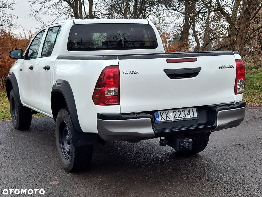Toyota Hilux - 11