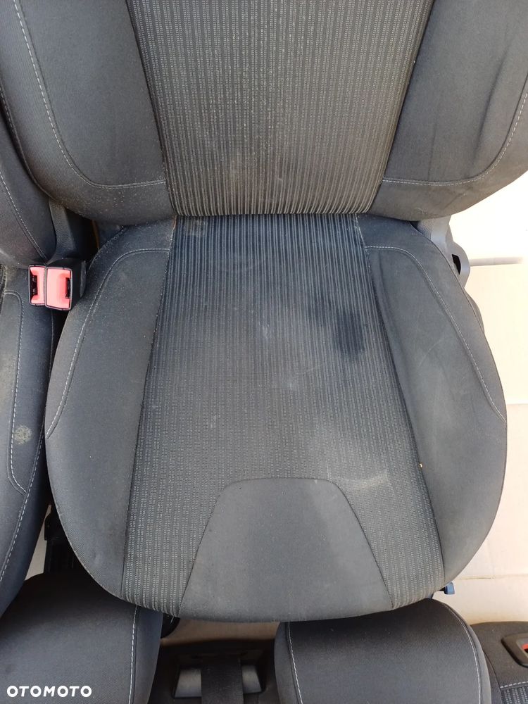 Ford focus mk3 Fotele kanapa kombi - 15