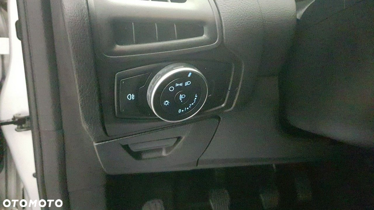 Ford Focus - 31