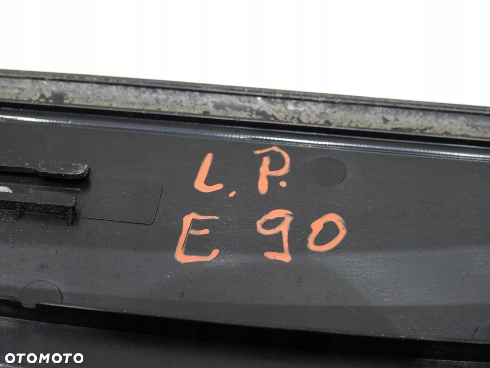 LISTWA NAKŁADKA PROGU LEWY PRZÓD BMW 3 E90 - 5
