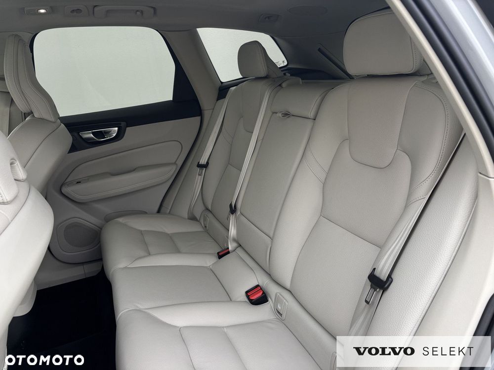 Volvo XC 60 - 22