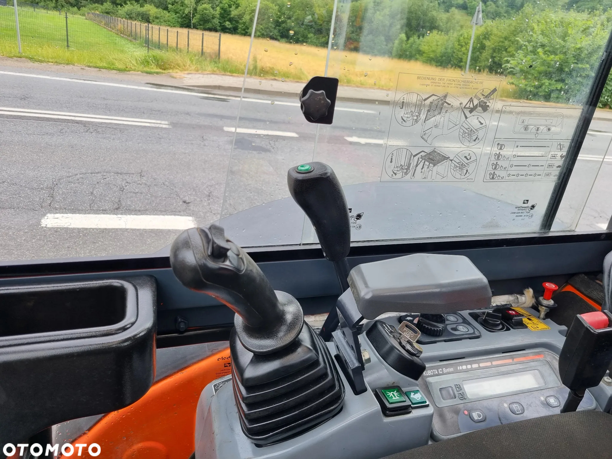 Kubota U35 koparka 3,7 tony 2016r 3sekcje zamki na tłokach  z Norwegi JakNowa 1650h - 27