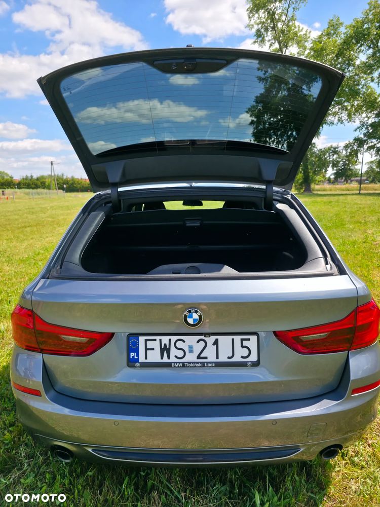 BMW Seria 5 520d xDrive Sport Line - 14