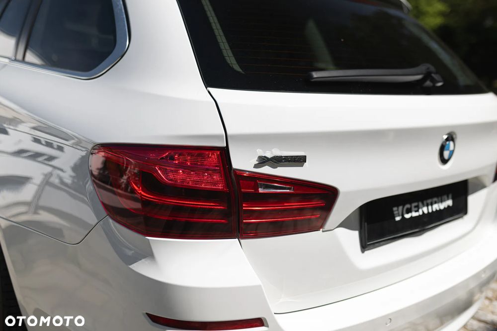 BMW Seria 5 520d xDrive - 9