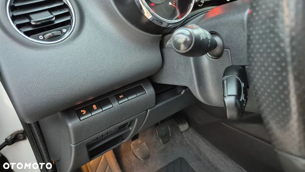 Peugeot 5008 HDI FAP 150 Allure - 28