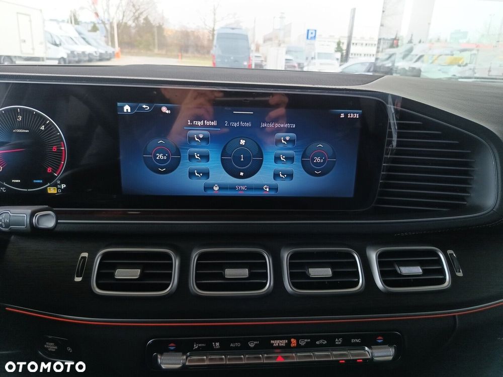 Mercedes-Benz GLE - 40