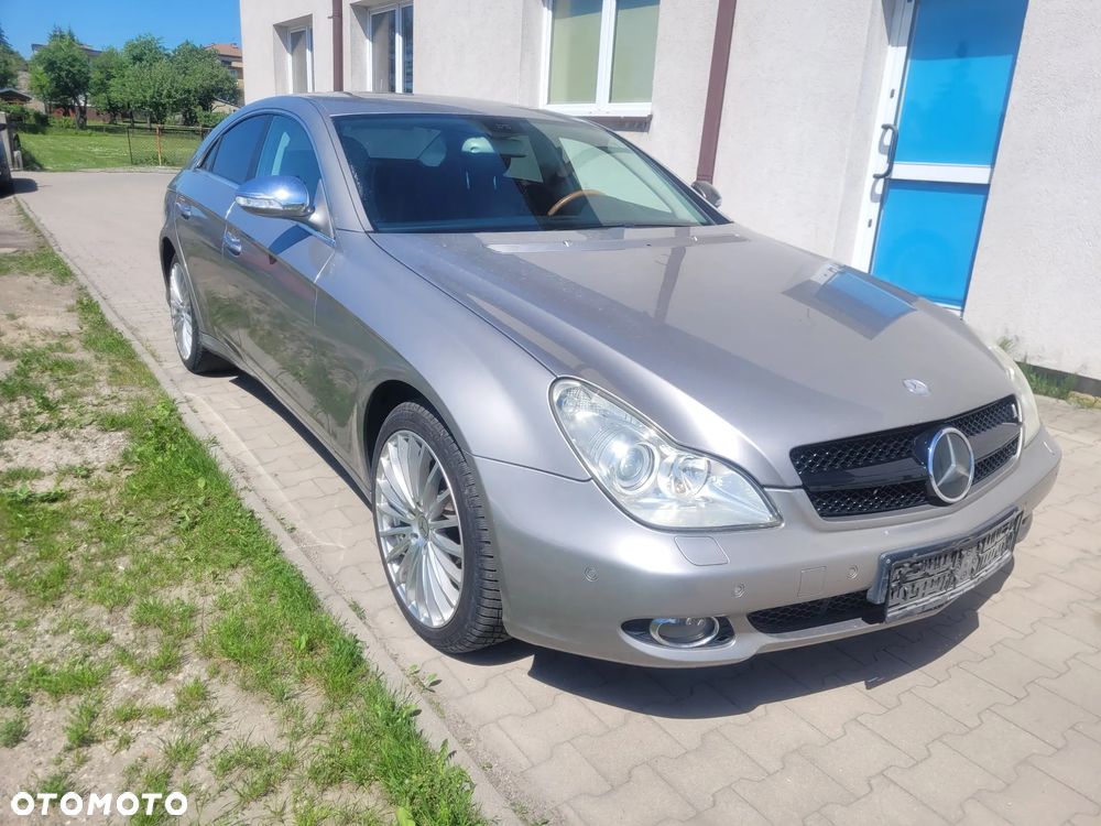 Mercedes-Benz CLS 500 - 11