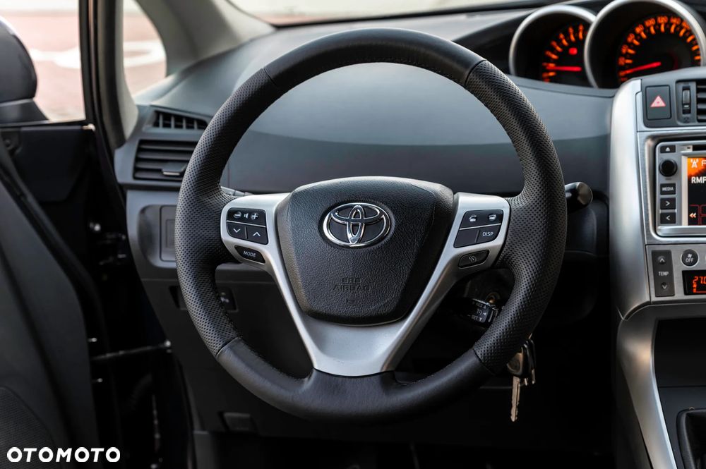 Toyota Verso 1.8 Edition - 22