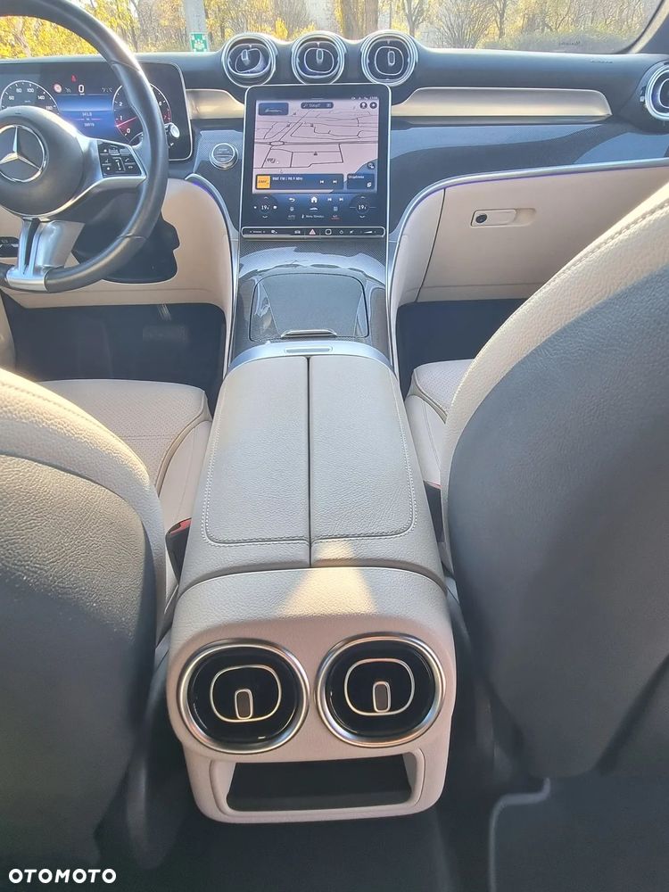 Mercedes-Benz GLC ver-200-4--matic - 19