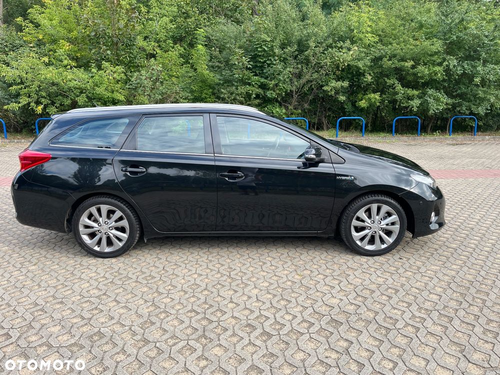 Toyota Auris 1.8 HSD Luna - 11
