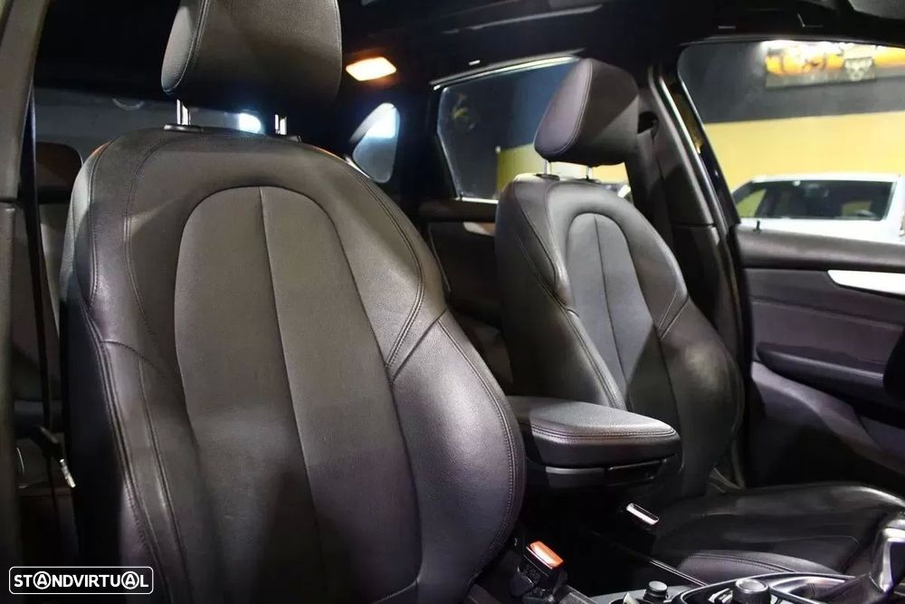 BMW 218 Active Tourer d Line Sport Auto - 18