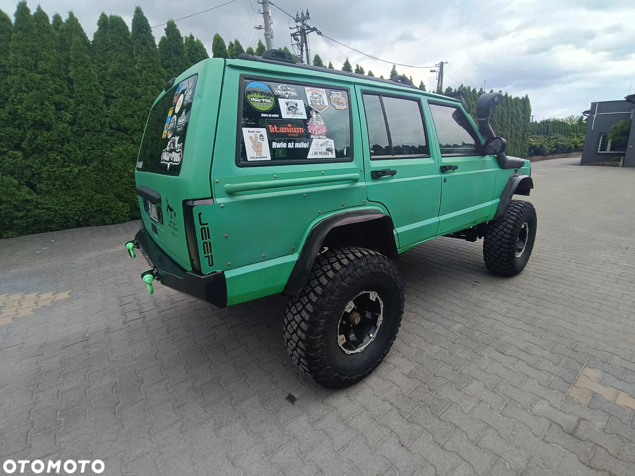 Jeep Cherokee