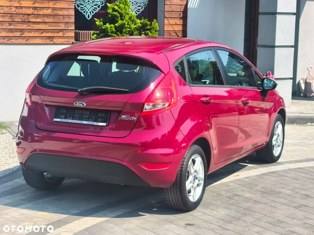 Ford Fiesta 1.25 Ghia - 19