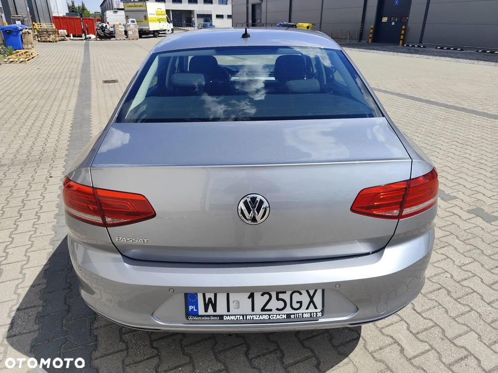 Volkswagen Passat 1.4 TSI BMT Comfortline - 8