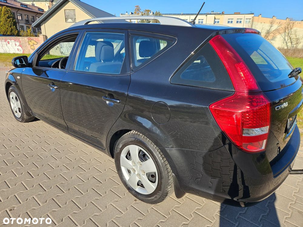 Kia Ceed 1.4 CVVT Spirit - 38