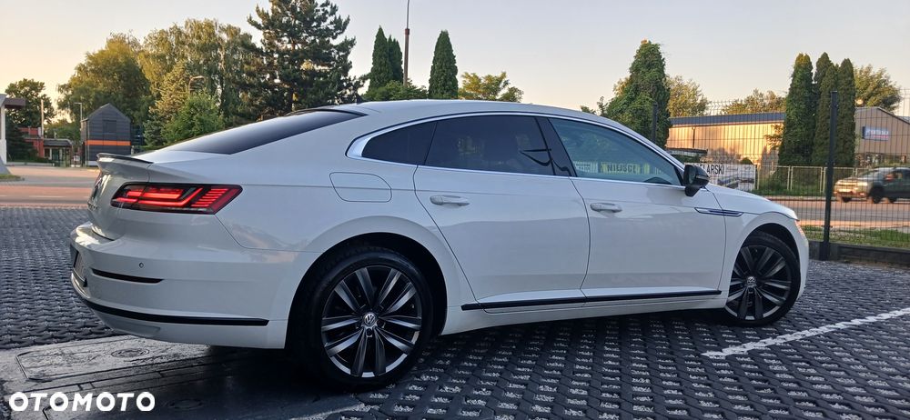 Volkswagen Arteon 2.0 TDI SCR Elegance DSG - 4