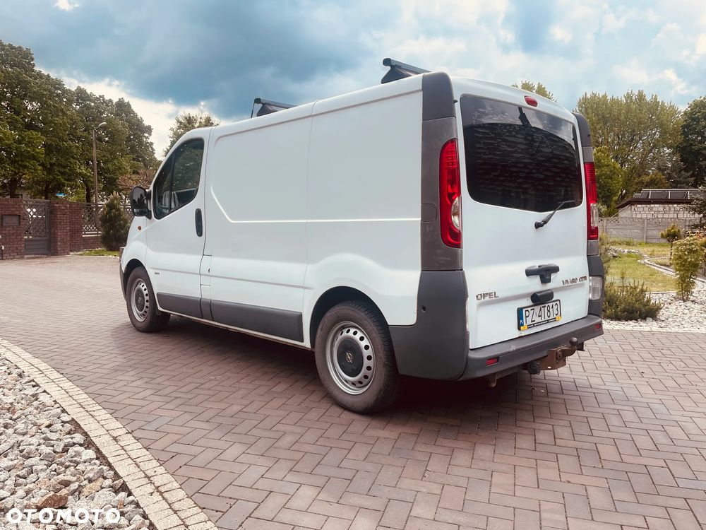 Opel Vivaro - 5