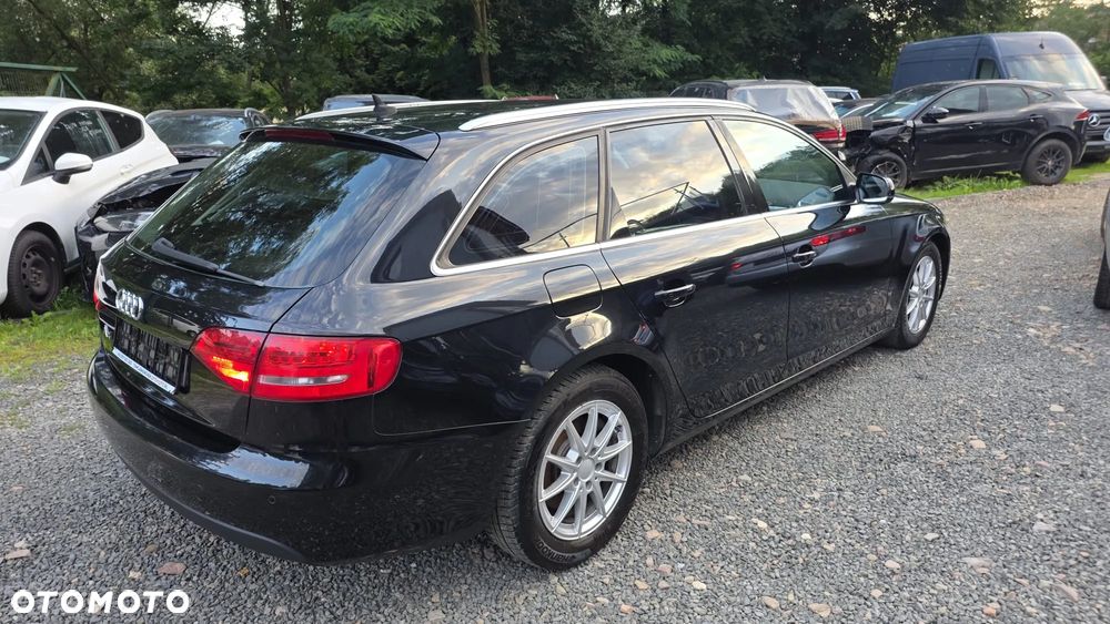 Audi A4 Avant 1.8 TFSI Ambiente - 8