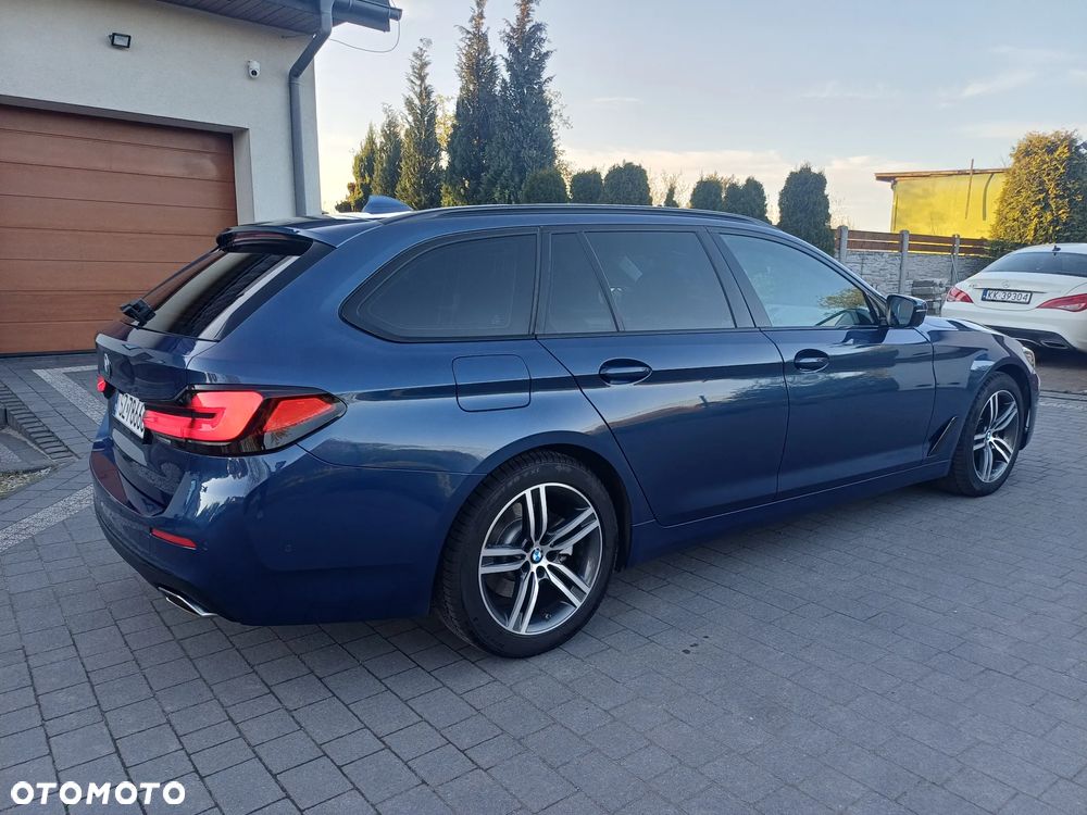 BMW Seria 5 520d M Sport Edition - 8