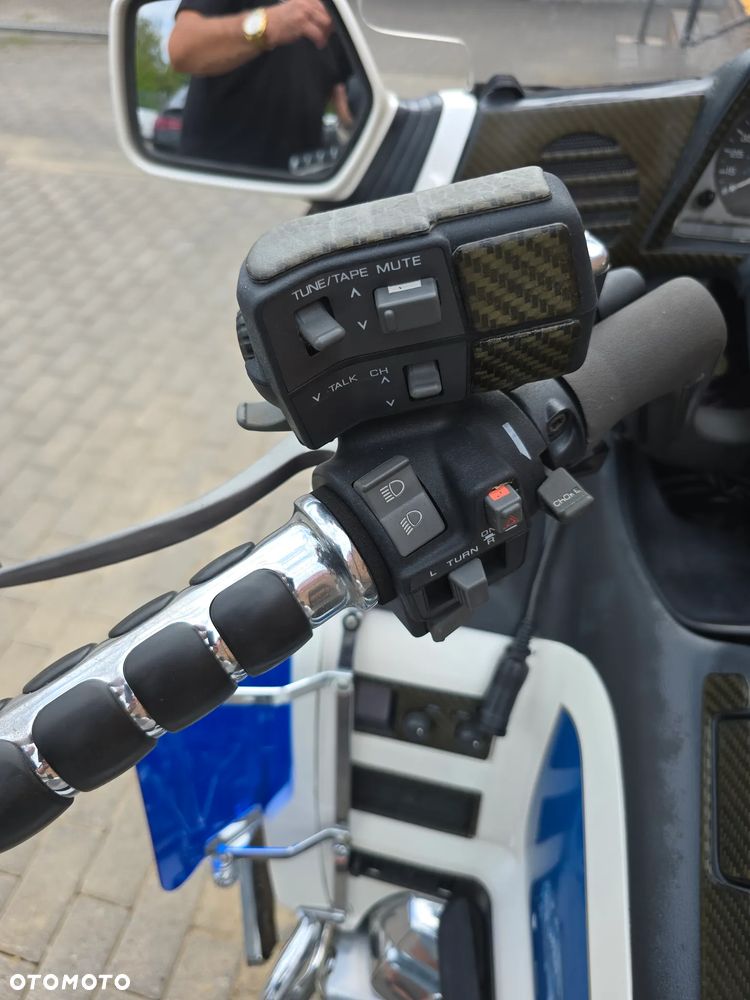 Honda GL - 13