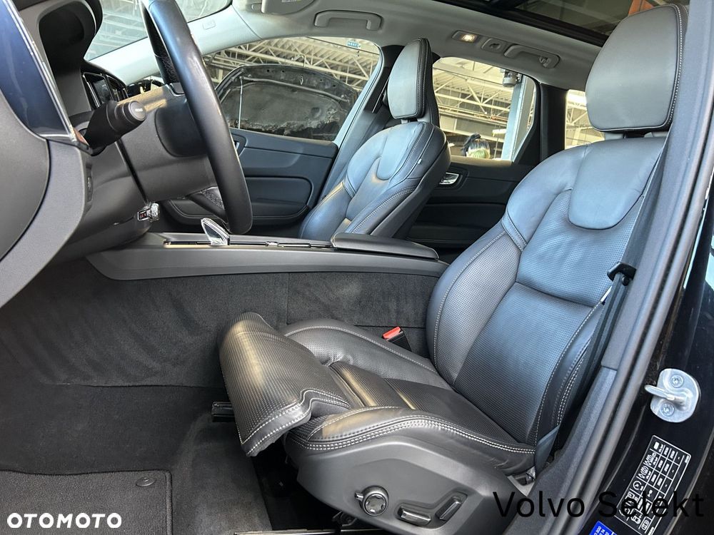 Volvo XC 60 - 13