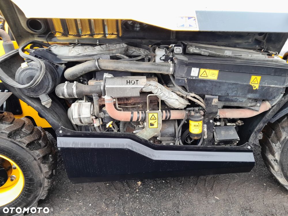 JCB 525-60 - 14