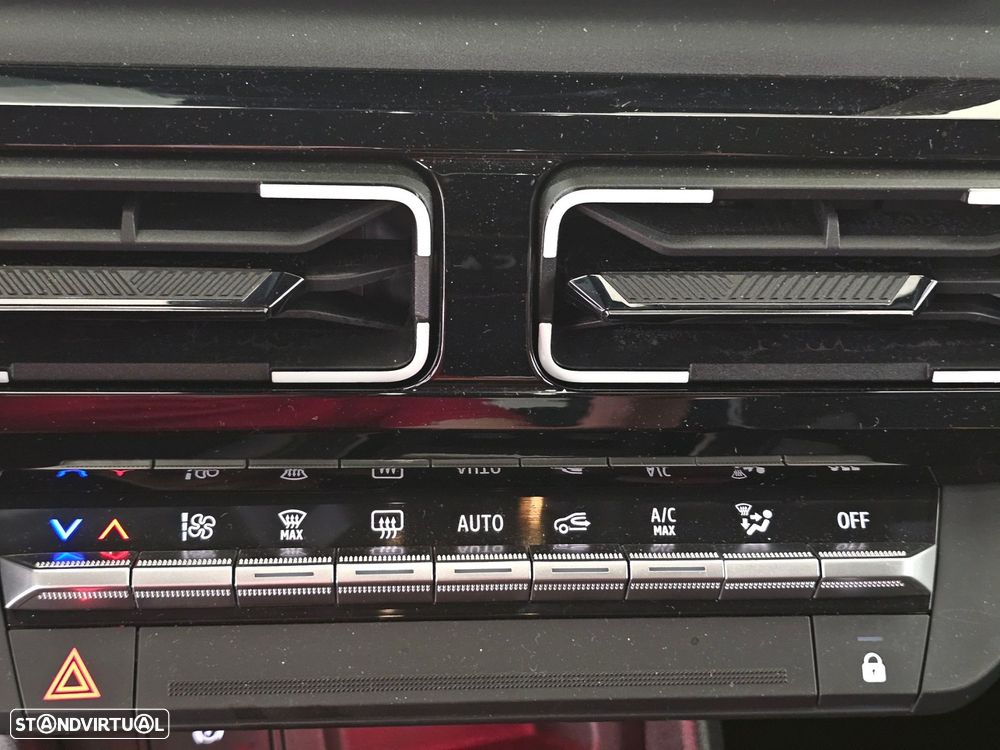 Renault 4 E-Tech 52 kWh Iconic Autonomia Conforto - 31