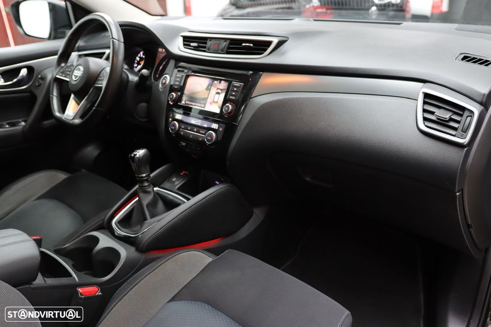 Nissan Qashqai 1.3 DIG-T N-Connecta J18 Led - 14