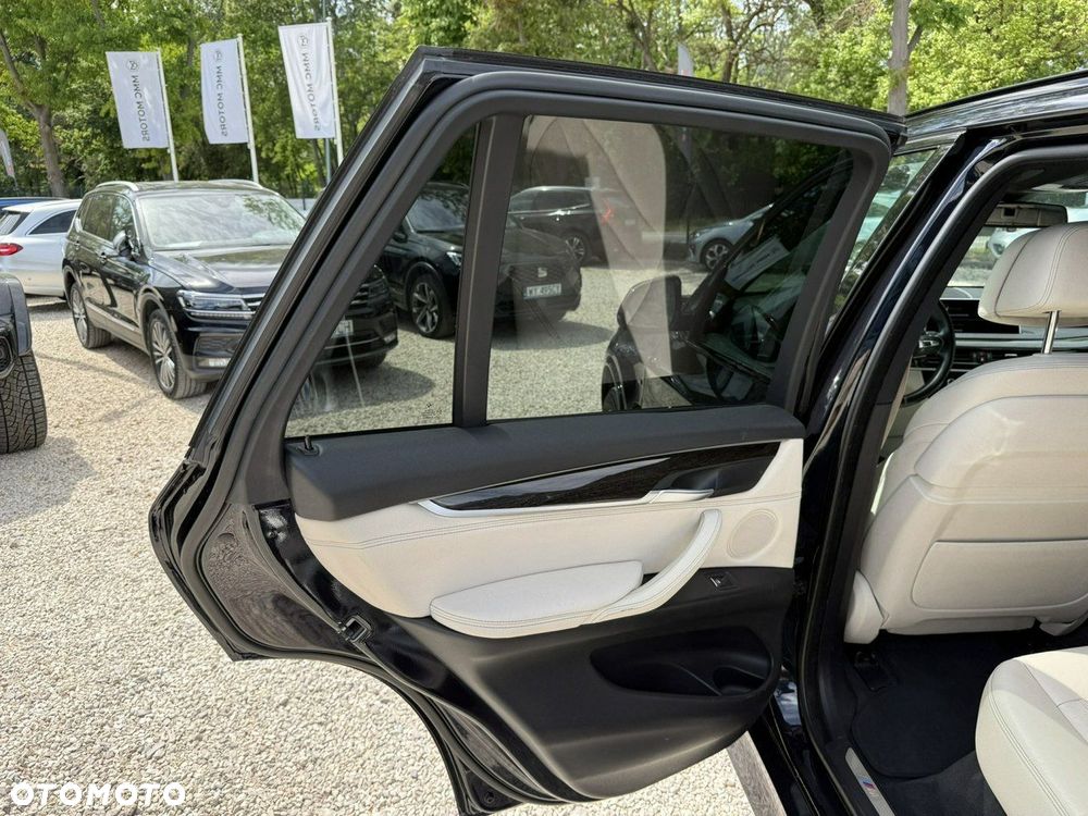 BMW X5 xDrive25d - 15