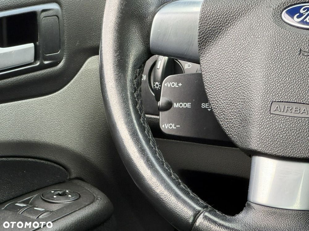 Ford Focus - 30