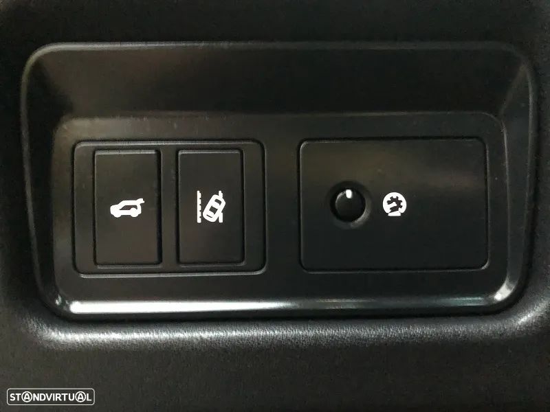 Land Rover Discovery Sport 2.0 eD4 HSE - 15