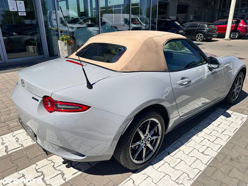 Mazda MX-5 1.5 Kazari - 10