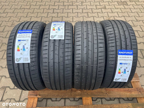 Okazja opony letnie 215/35R19 85Y XL WINDFORCE CATCHFORS UHP PRO 2024r