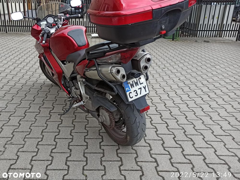 Honda VFR - 2