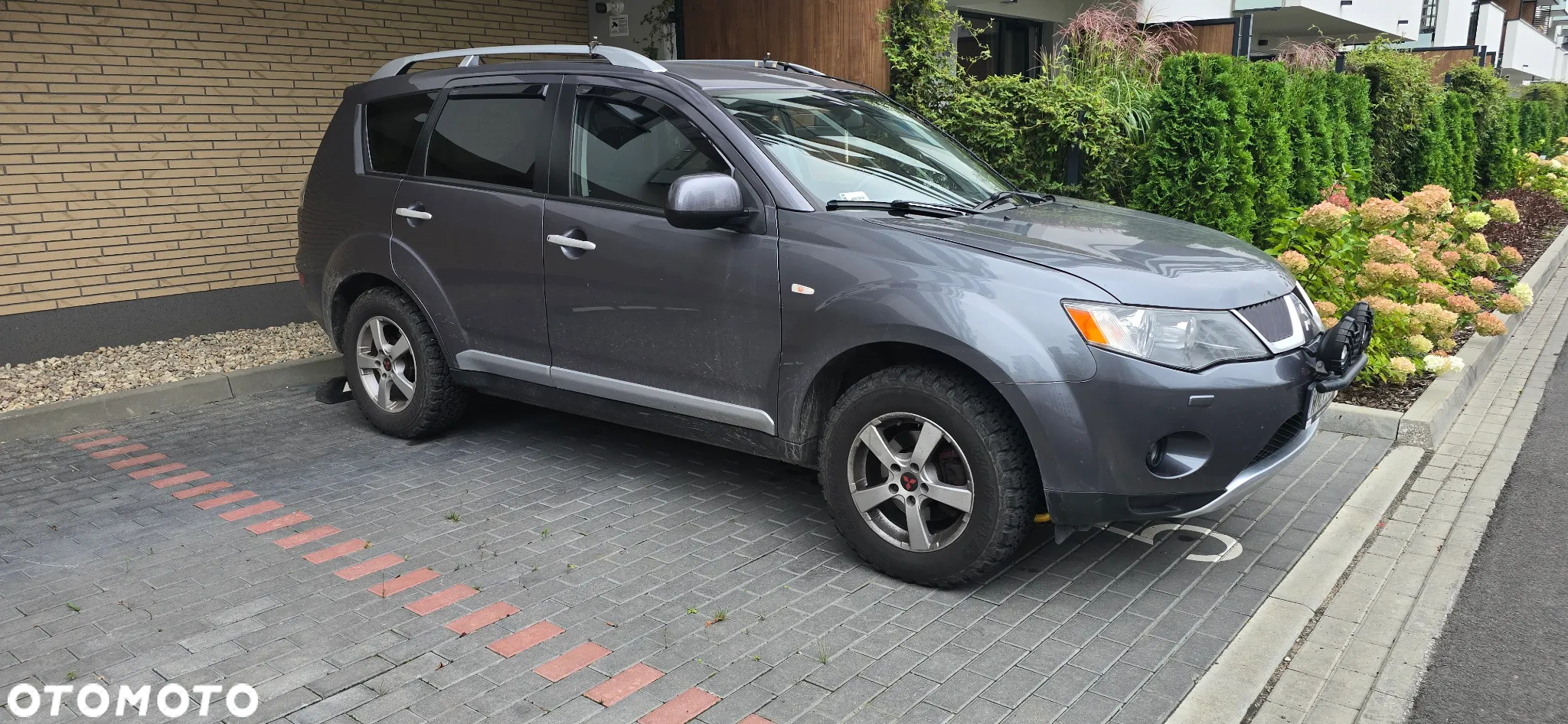 Mitsubishi Outlander 2.2 DID Instyle - 2