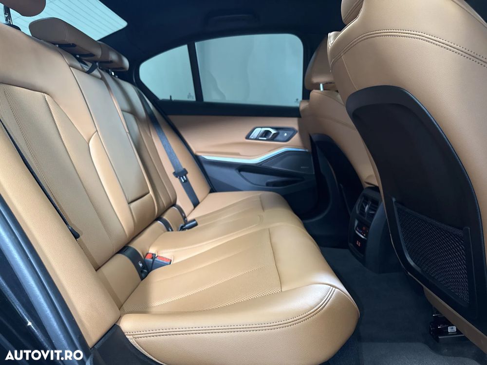 BMW Seria 3 320i xDrive Aut. M Sport - 13