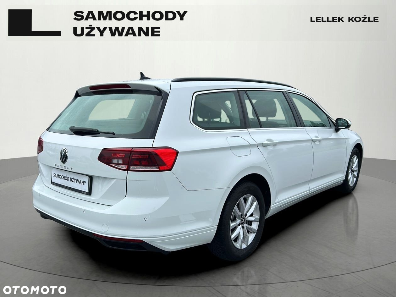 Volkswagen Passat 2.0 TDI EVO Business DSG - 2
