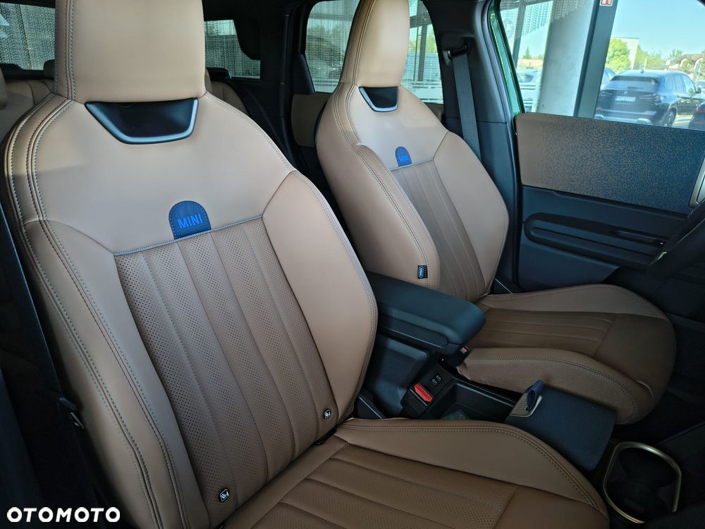 MINI Countryman C mHEV Linia Favoured - 23