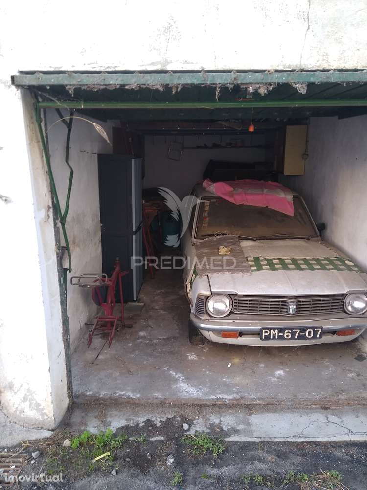 Garagem - Grande imagem: 2/2