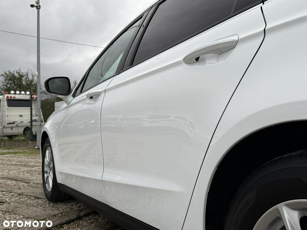 Ford Mondeo - 21